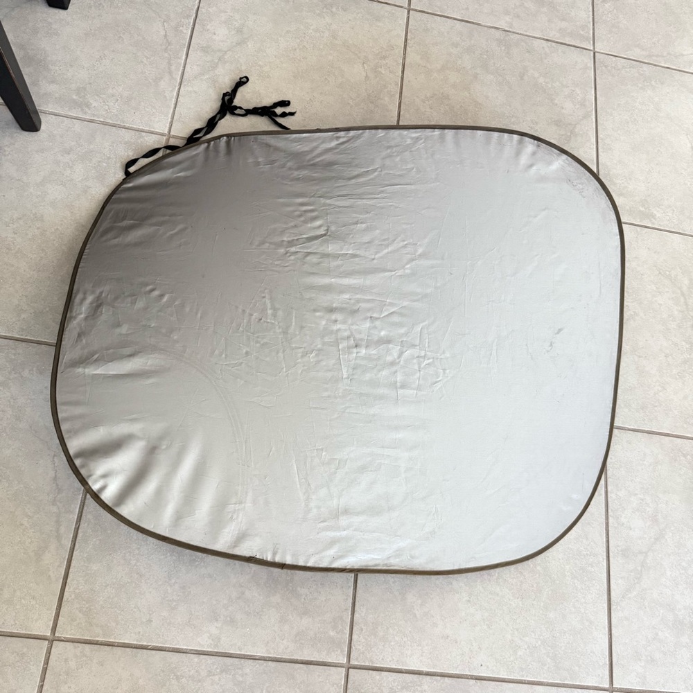 Large Car Window Sun Shade for side or front windshield: Jumbo Magic Shade